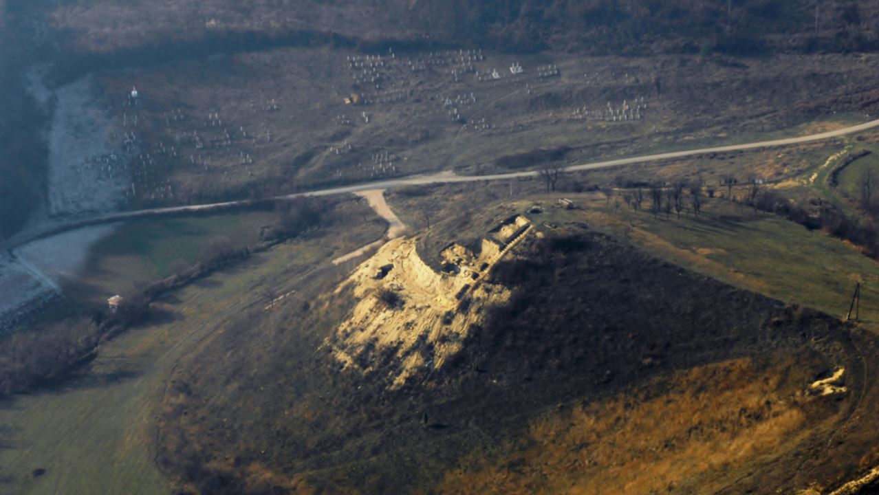 Tumulus Vratnica, Bosanska dolina piramida, Piramida Sunca , Piramida Mjeseca, Semir Osmanagic, Neven Carin